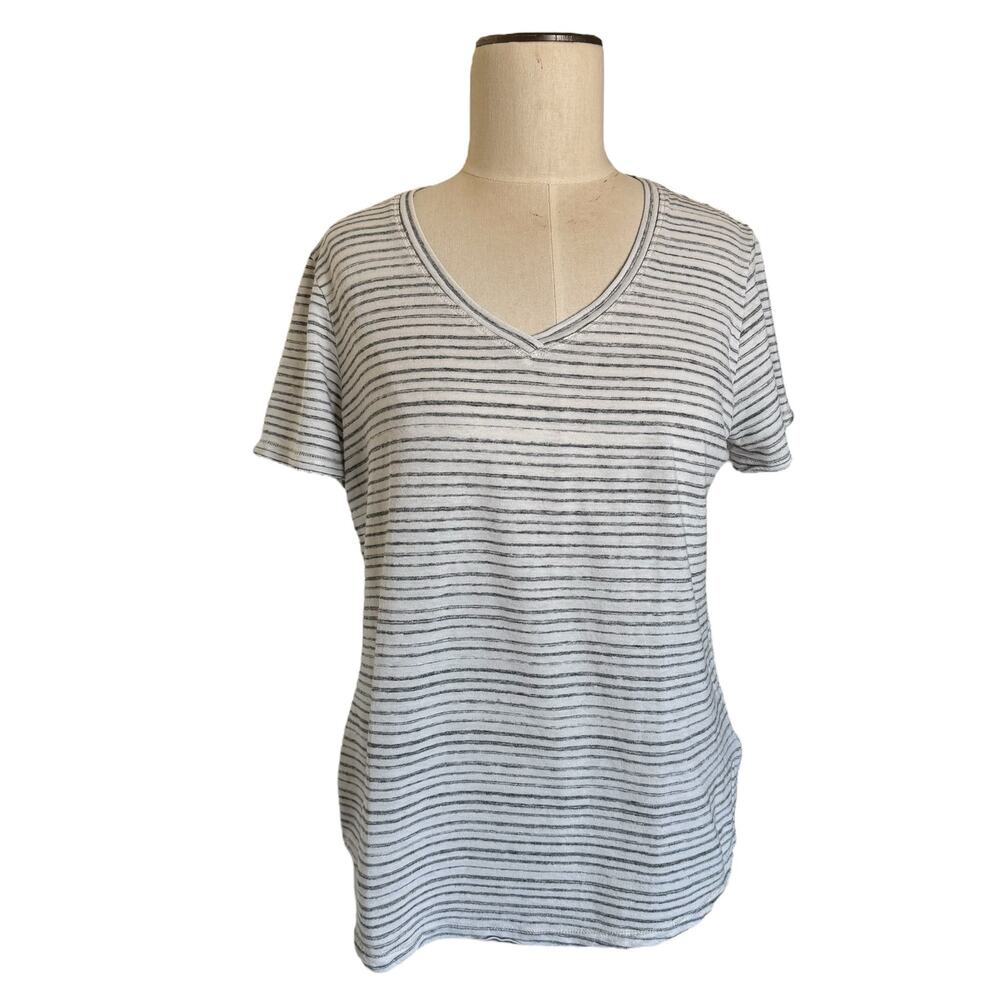 Kuhl T-Shirt Womens Size M Gray Stripe Outdoors Hiking Active Short Sleeve